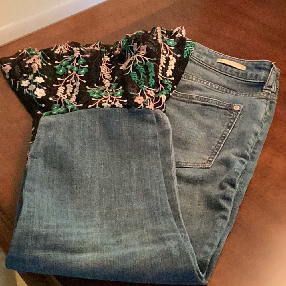 Anthropologie Pilcro and the Letterpress Floral Hem Jeans, size 31.